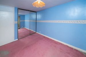 BEDROOM- click for photo gallery